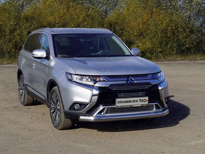 Решетка радиатора верхняя 12 мм для Mitsubishi Outlander 2018-2021
